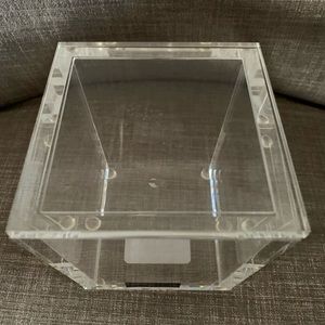 Acrylic jar with lid - clear